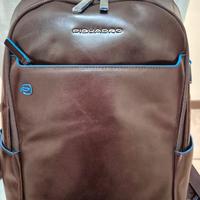 Zaino Piquadro in pelle marrone elegante