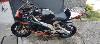 Aprilia RSV 1000