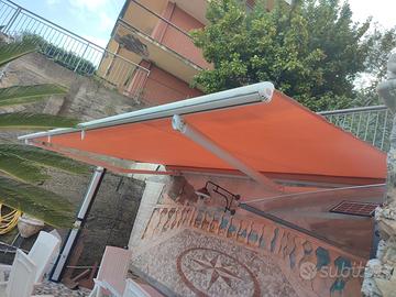 Tenda da sole elettrica