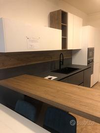 Cucina moderna nuova completa