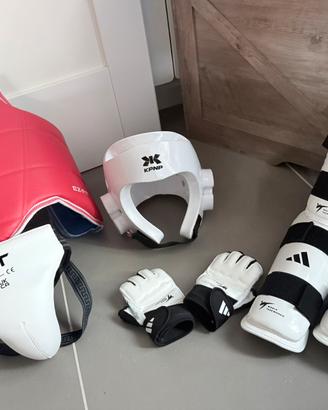 Protezioni taekwondo