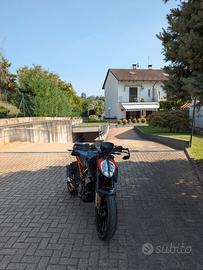 KTM Duke 125