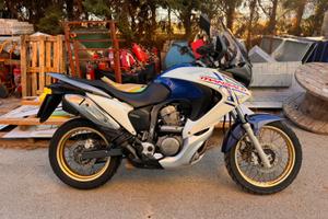 Honda Transalp 700