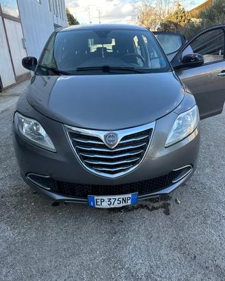 Lancia Ypsilon 1.3 MJT 16V 95 CV 5 porte S&S Silve