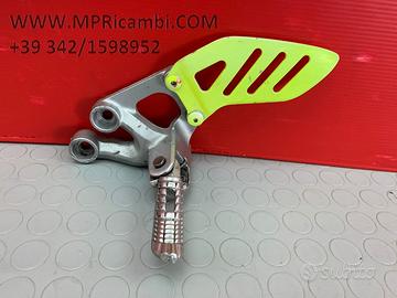 PEDANA SINISTRA SUZUKI GSXR 600 2006 2007 GSX R
