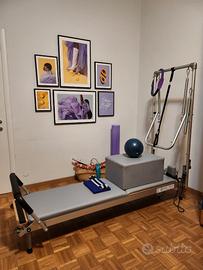 REFORMER + TOWER MODELLO PIUMA  WORLDPILATES