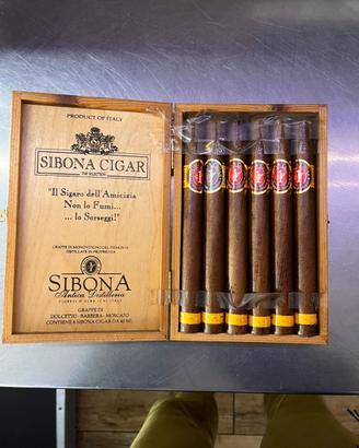 Sigari Sibona con grappa dentro