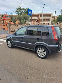 Auto Ford Fusion del 2008