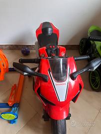 Motocicletta elettrica per bambini “Honda CBR”
