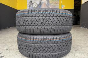 2 Gomme 235/55R18 104H Pirelli Inverno 85% residui