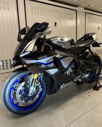 R1 M 2015