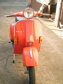 VESPA P200E