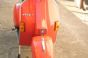 VESPA P200E