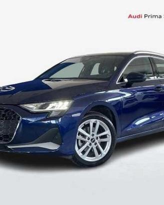 Audi A3 IV 2024 Sportback 1.5 tfsi mhev Busin...