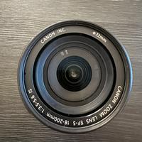 Obiettivo canon 18-200mm IS