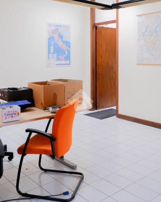 UFFICIO A PALAZZOLO SULL'OGLIO