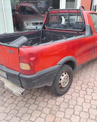 FIAT Strada 1 7 td