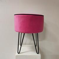 Pouf in simil velluto color rosa fucsia