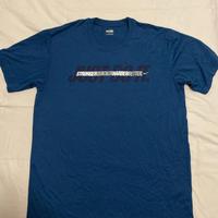 T-shirt blu sportiva Nike Dri-FIT da uomo