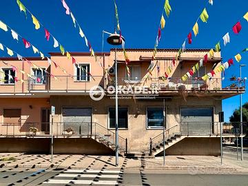 Pula - Appartamento + Loc. Commerciale
