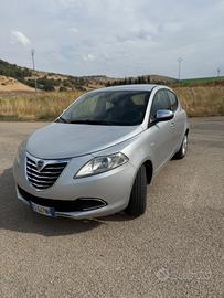 Lancia Ypsilon 1.3 MJT 16V 95 CV 5 porte S&S Plati