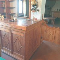 Mobili bar saloon 