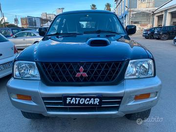 Mitsubishi L200 2.5 TDI 4WD Club Cab Pick-up GLS