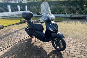 Piaggio Beverly 300 S hype