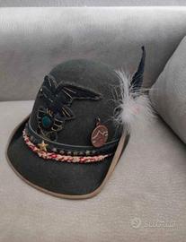 Cappello alpino originale con medaglia