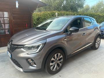 Renault captur Blue dCi 115 CV EDC Initiale Paris