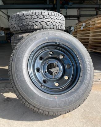 5 cerchi + 5 gomme R15 per suzuki Jimny