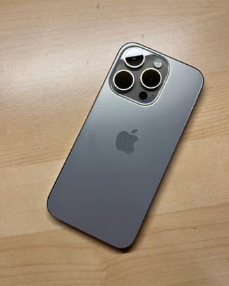 Iphone 15 pro 128 gb - batteria nuova