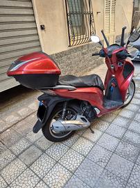 vedo Honda sh 125