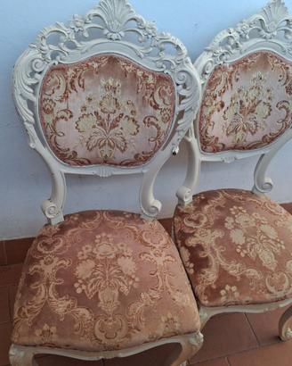 Due sedie in stile barocco