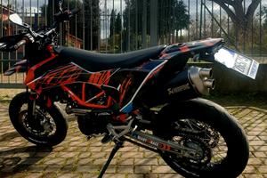 KTM 690 smc/r 