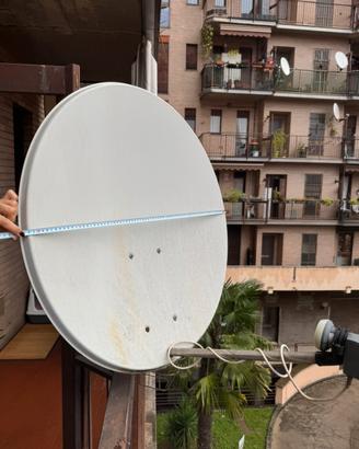 Antenna parabolica