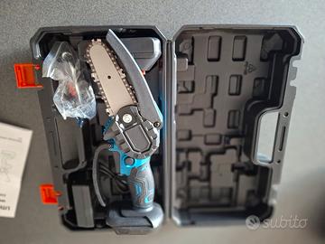 mini motosega a batteria