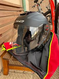 Casco LS2 jet