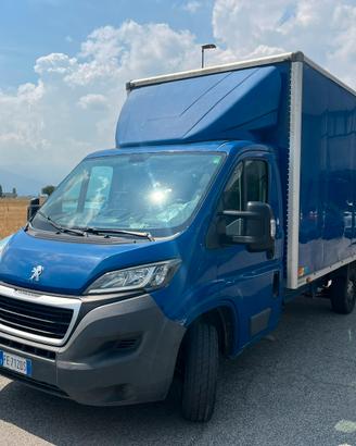 Peugeot boxer boxato motore nuovo con sponda