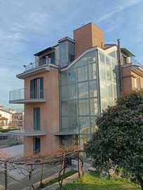 Indipendente a Amelia