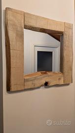 Specchio rustico artigianale in legno grezzo