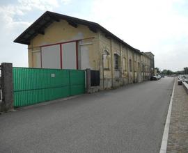 Capannone Industriale Aquileia [via curie]