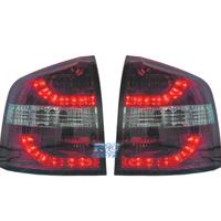 FANALI SKODA OCTAVIA KOMBI 05-13 LED ROSSO AFFUMIC