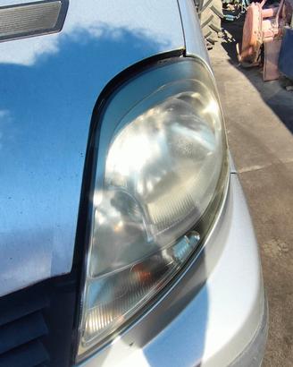 RENAULT TRAFIC 2008 FARO ANTERIORE SX/DX