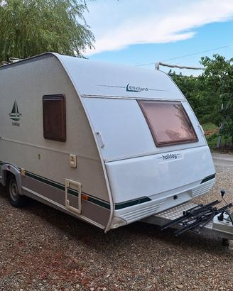 Roulotte Knaus Eifelland 465TF