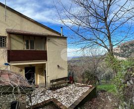 CASA SEMINDIPENDENTE A CALVI DELL'UMBRIA