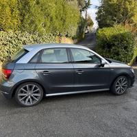 AUDI A1 2016 PERFETTA