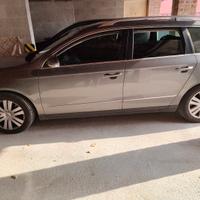 macchina wolswaghen passat 