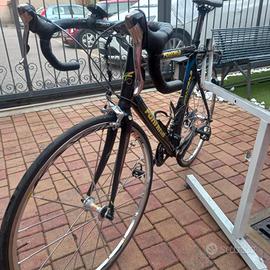 bici corsa in carbonio FONTANA