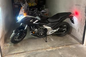 Honda Nc750 dct accessoriato guida patente A2